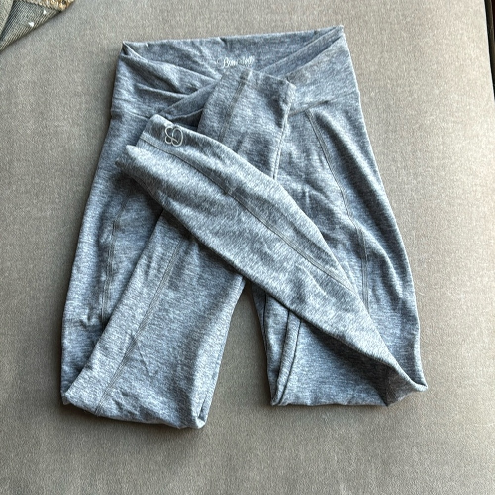 Gray bombshell leggings
